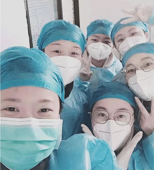 3慈銘體檢美麗的醫護人員合影.png